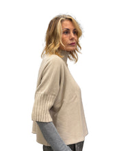 Carica l'immagine nel visualizzatore di Gallery, Maglione
