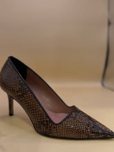 Carica l'immagine nel visualizzatore di Gallery, Decolté
